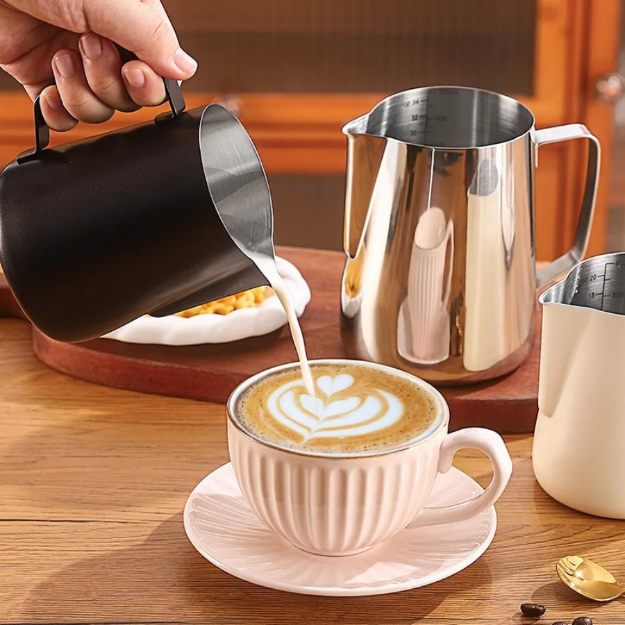 Jarra para espumar leche y caf - Milk Steaming Pitcher reseña y precio